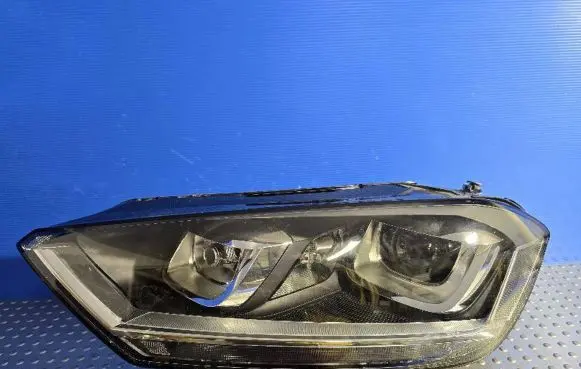 Volkswagen Golf Sportsvan Headlight/headlamp 517941039B