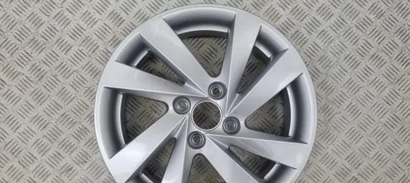 Seat Mii R16 alloy rim 