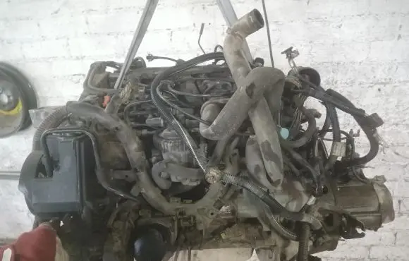 Peugeot 206 Engine