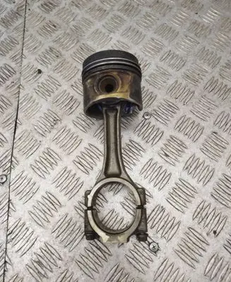 Volkswagen PASSAT B6 Piston with connecting rod 017080609