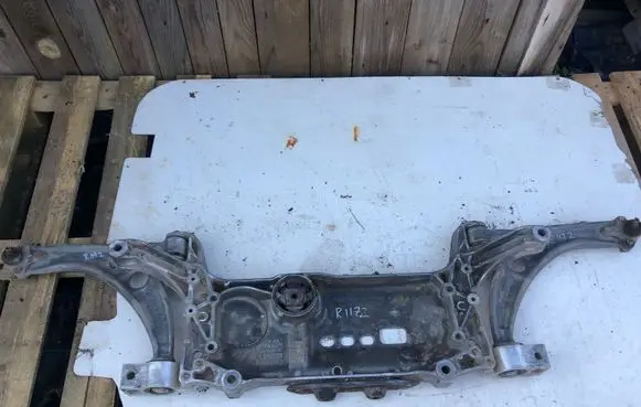 Volkswagen PASSAT B6 Front subframe 3C0199369F