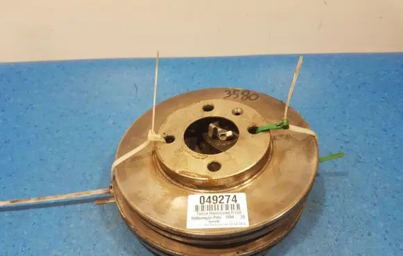 Volkswagen Polo III 6N 6N2 6NF Front brake disc