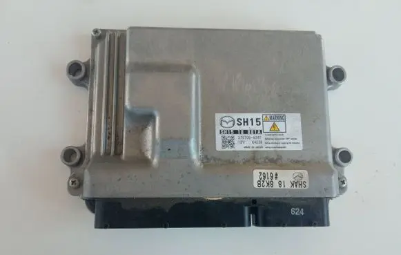 Mazda CX-5 Engine control unit/module SH1518881A