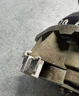 BMW 5 E39 Ignition lock 1095824