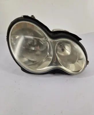 Mercedes-Benz C W203 Headlight/headlamp 0301166206