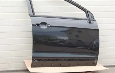 Chevrolet Captiva Front door 42352070