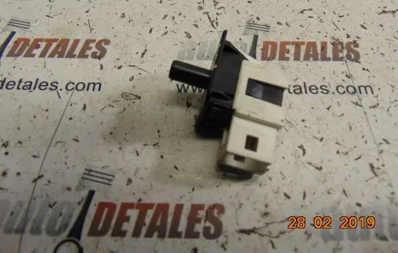 Mercedes-Benz S W220 Front door sensor coupe A2028209410