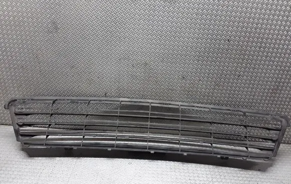 Peugeot 406 Front bumper lower grill 9630405270