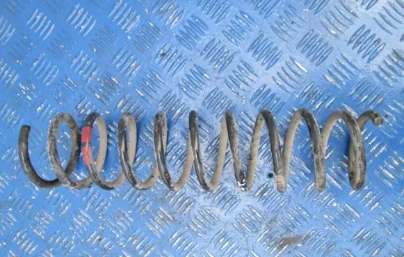 Volvo S40, V40 Rear coil spring