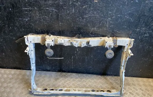 Toyota Prius (XW30) Radiator support slam panel
