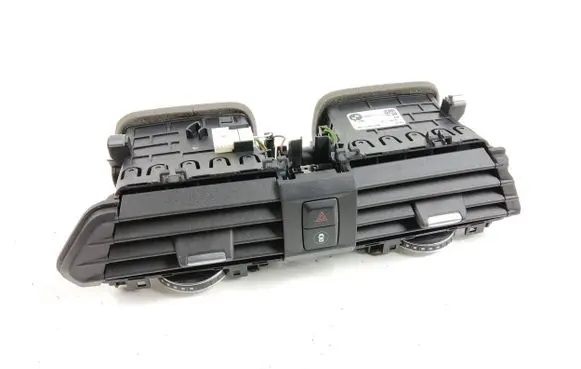 BMW X3 G01 Dash center air vent grill 9371467