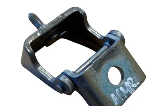 Peugeot Partner Tailgate/trunk/boot hinge 9680632180