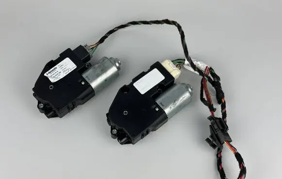 Mercedes-Benz GLE (W166 - C292) Sunroof motor/actuator A1669069600 A1665402510