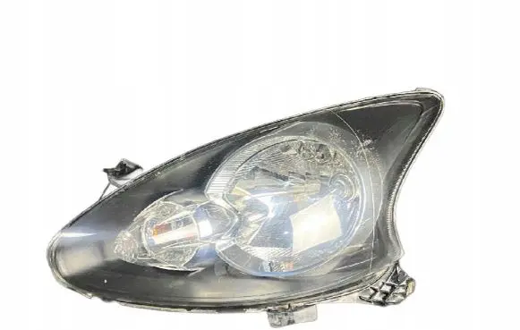 Toyota Aygo AB10 Headlight/headlamp