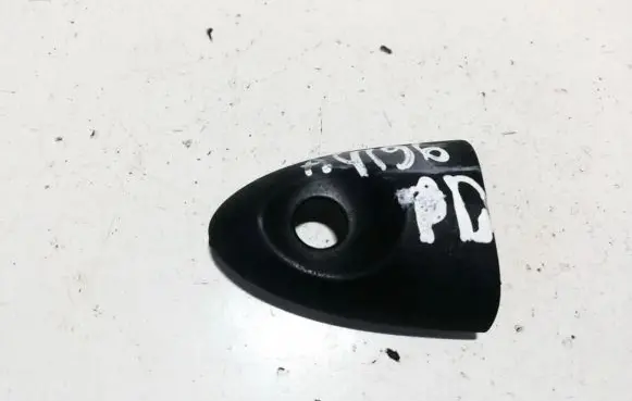 Ford Focus Loading door cover/cap 
