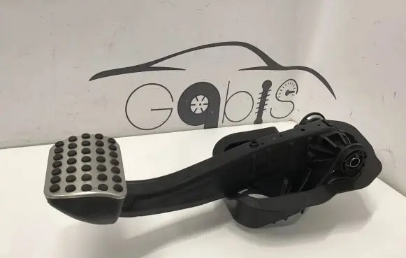Mercedes-Benz GLC C254 Brake pedal A2062900900 A2062904800