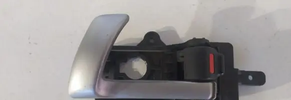 Hyundai Santa Fe Front door interior handle