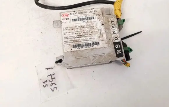 KIA Carens I Airbag control unit/module 0k2fe677f0