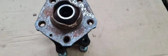 Audi A4 S4 B9 Front wheel hub