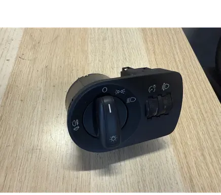 Light switch
