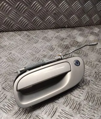 Volvo XC70 Front door exterior handle 