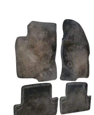 Volvo XC70 Car floor mat set 09182222 09182223 09468872