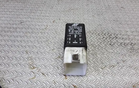 Ford Galaxy Coolant fan relay 7M0919506A