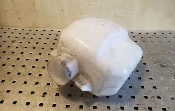 Intake resonator