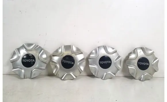 Manufacturer badge logo/emblem