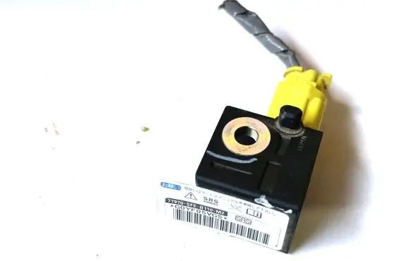 Honda FR-V Airbag deployment crash/impact sensor 77970SFEB110M2