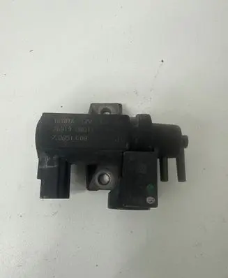 Toyota Avensis T250 Turbo solenoid valve 06T331 258190R011 70051308