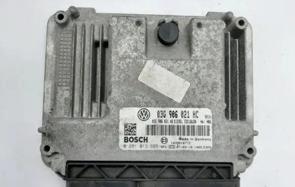 Volkswagen Golf Plus Engine control unit/module 03G906021HC 0281013685
