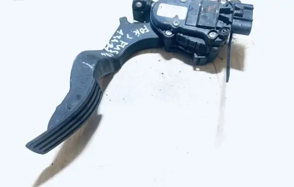 Ford Fusion Accelerator throttle pedal 6pv00856700 6pv008567-00