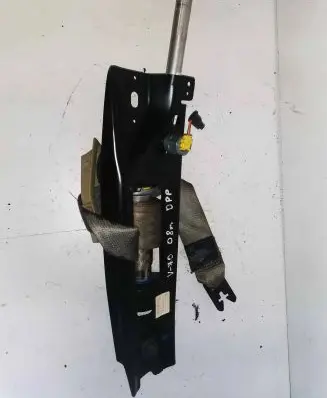 Volvo V70 Front seatbelt G6041213RHC