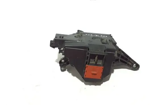 Mercedes-Benz AMG GT 4 x290 w290 Fuse module A2135403739