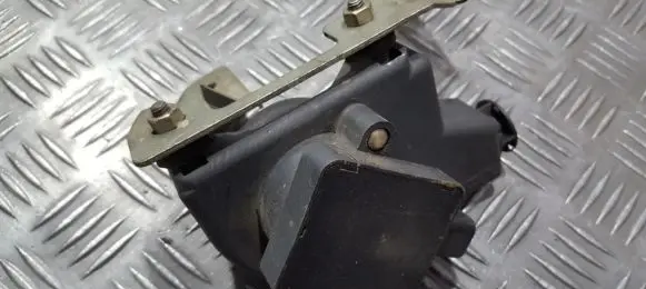 Accelerator throttle pedal