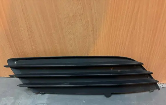 Opel Astra H Front bumper lower grill 13117251 375768702