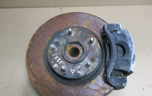 Hyundai ix35 Front wheel hub spindle knuckle