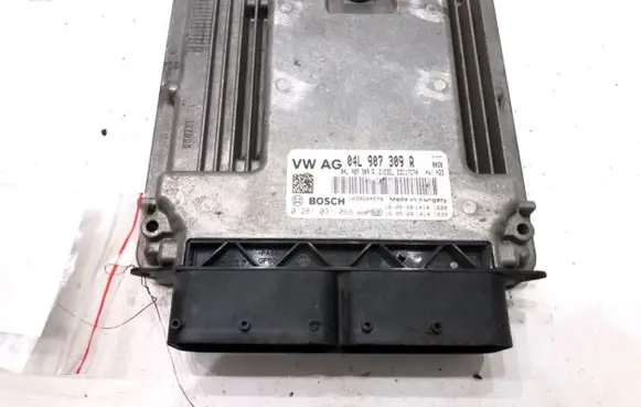 Volkswagen PASSAT B8 Engine control unit/module ECU 04L907309R