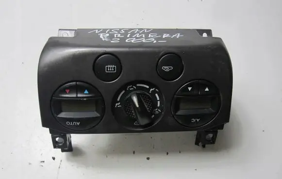 Nissan Primera Climate control unit