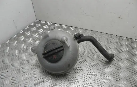 Volkswagen Golf VII Coolant expansion tank/reservoir 5Q0121407D VD19598