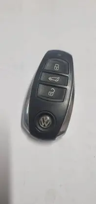 Volkswagen Touareg II Ignition key/card 