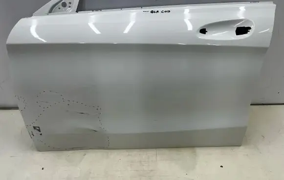 Mercedes-Benz CLA C117 X117 W117 Front door A1177220110