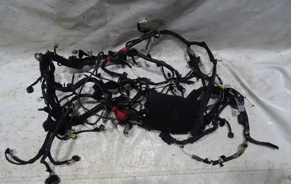 Toyota Auris 150 Engine installation wiring loom 