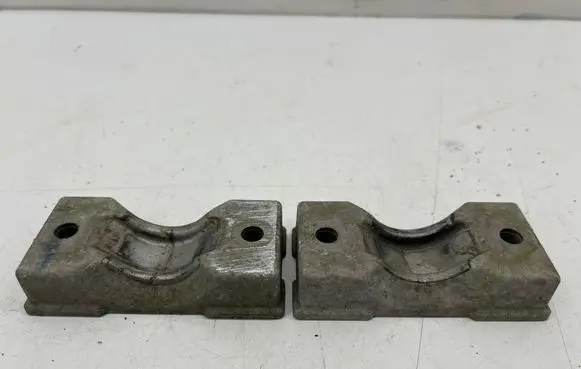 Lamborghini Aventador Sway bar bush bracket, front 420411031A