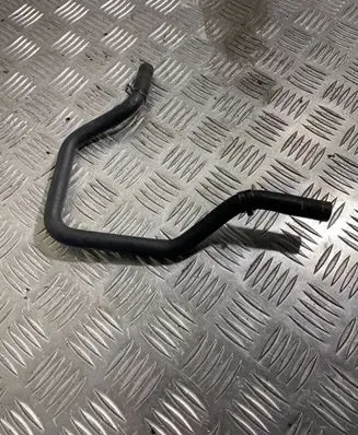 Volkswagen PASSAT B5.5 Engine coolant pipe/hose 8D0121107M