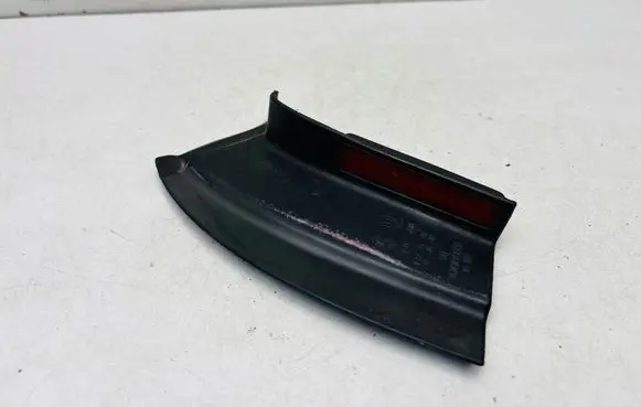 Volkswagen PASSAT B6 Rear/tail light trim molding 3C9945311