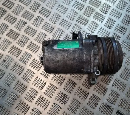 BMW 3 E46 Air conditioning (A/C) compressor (pump) 8390646