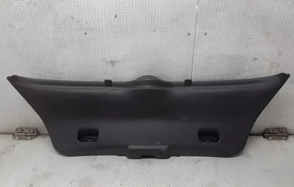 Peugeot 307 Tailgate trim
