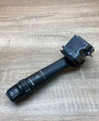 Volvo XC90 Wiper control stalk 30768100